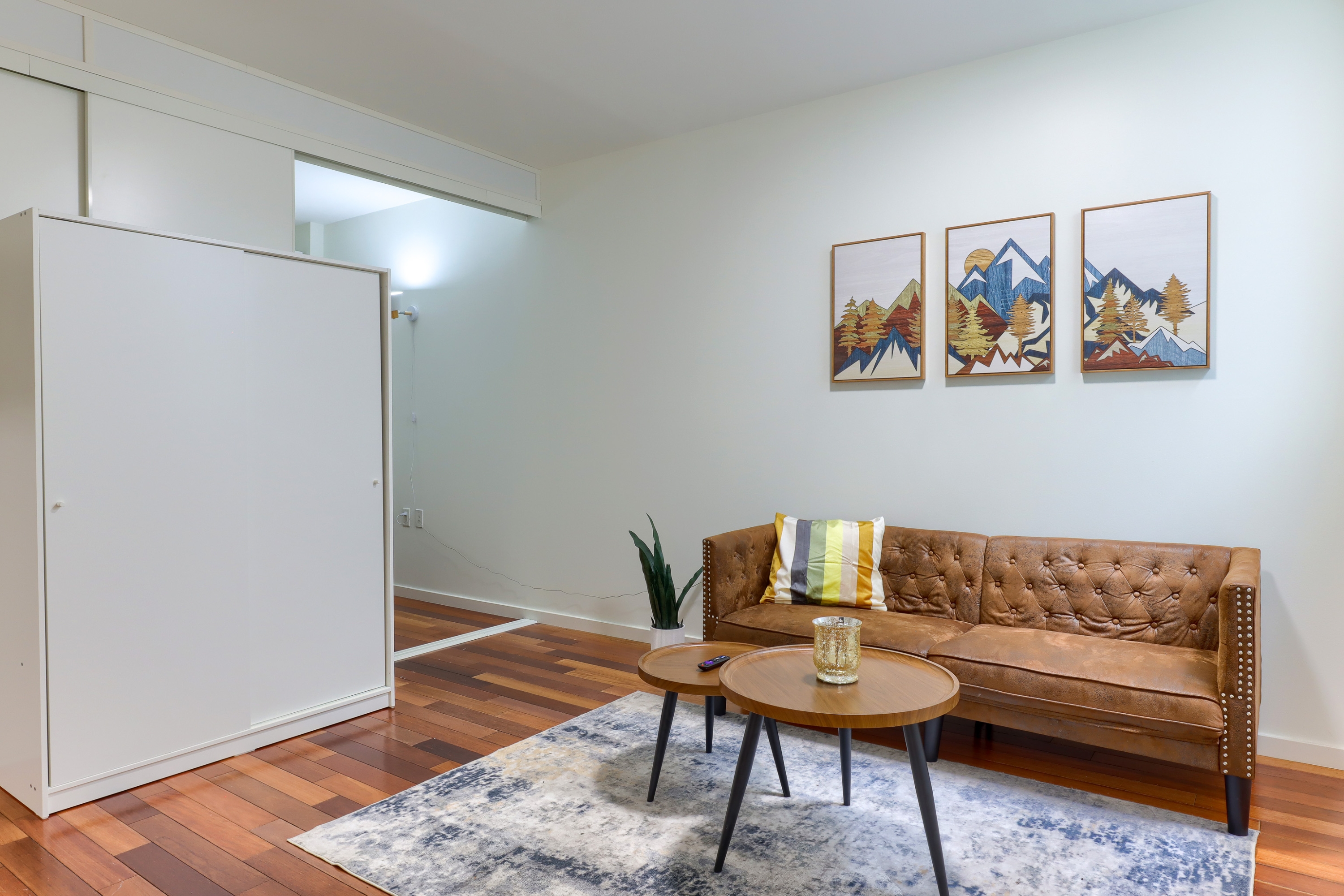 440 Richards Street (301) - 301